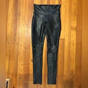 Spanx bike style leggings size small